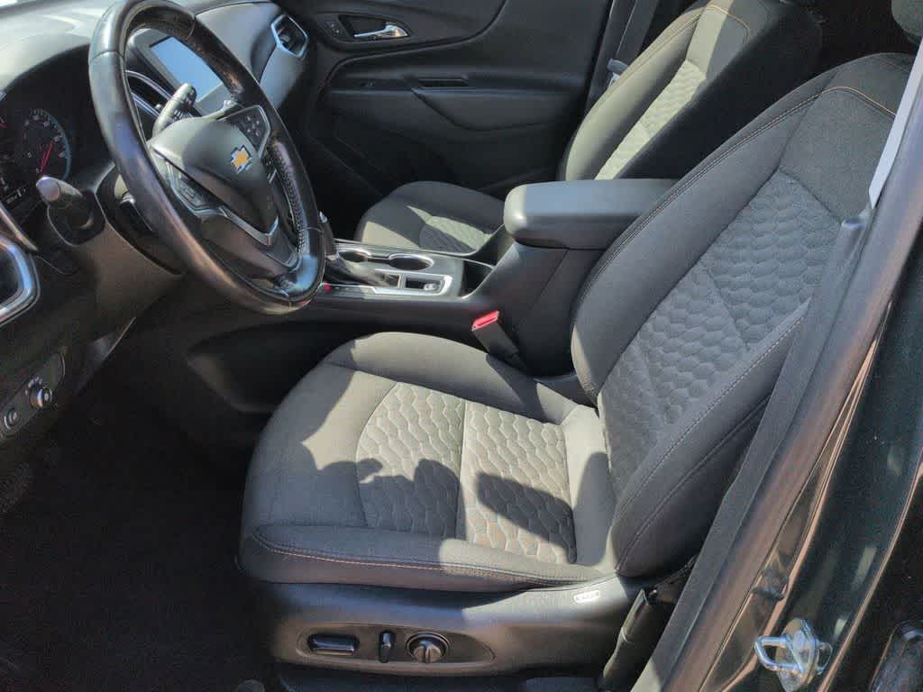 Thumbnail: 2018 Chevrolet Equinox - 17