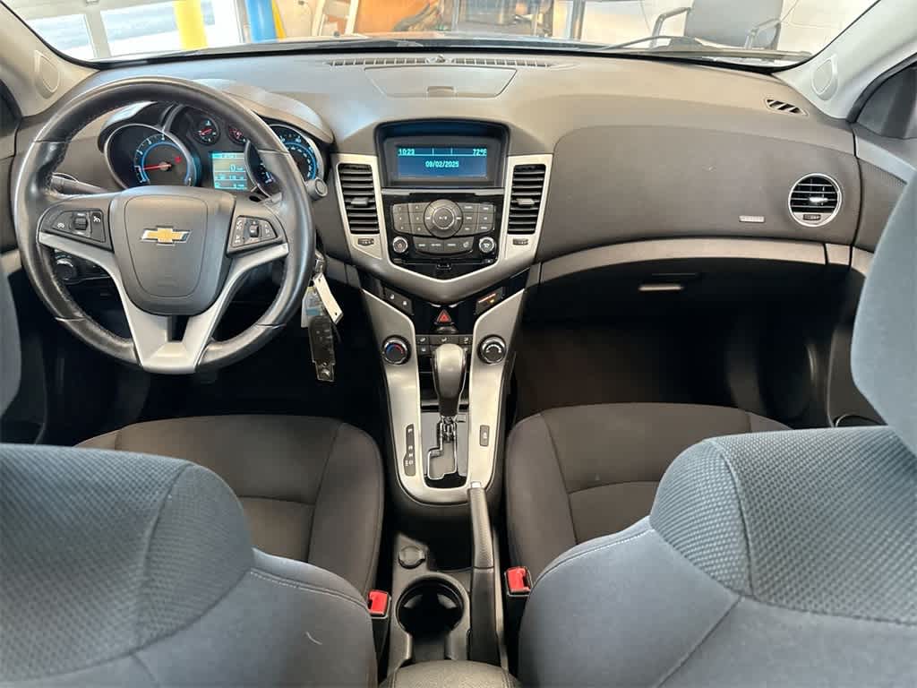 Thumbnail: 2014 Chevrolet Cruze - 16