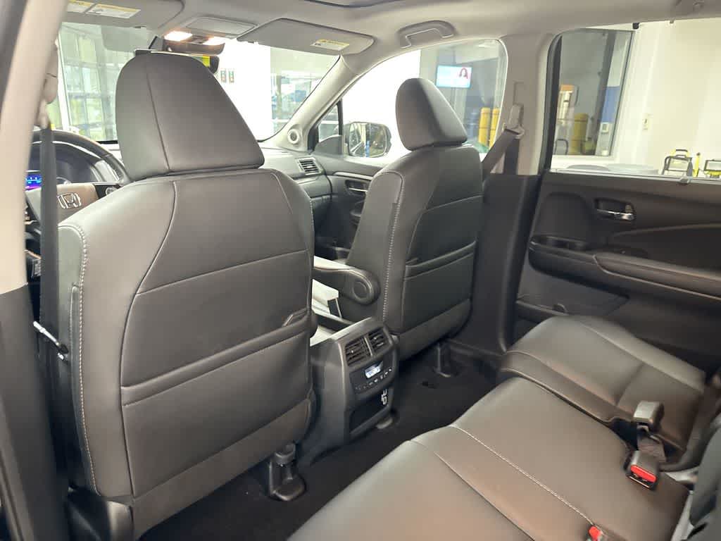 Thumbnail: 2022 Honda Pilot - 22