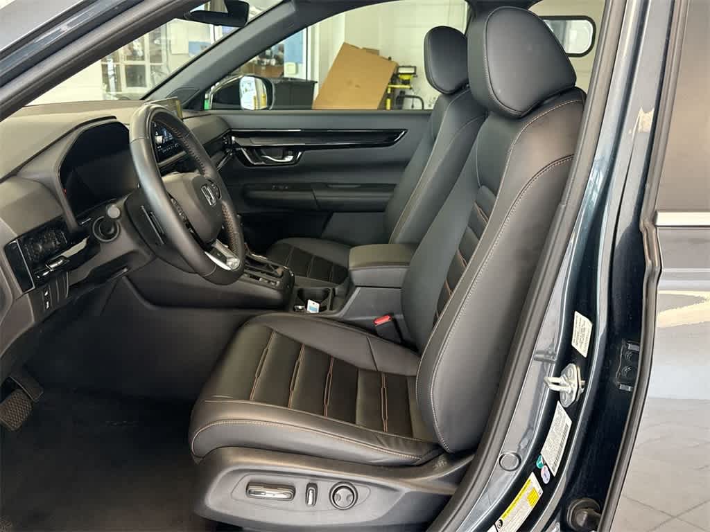 Thumbnail: 2023 Honda CR-V - 17