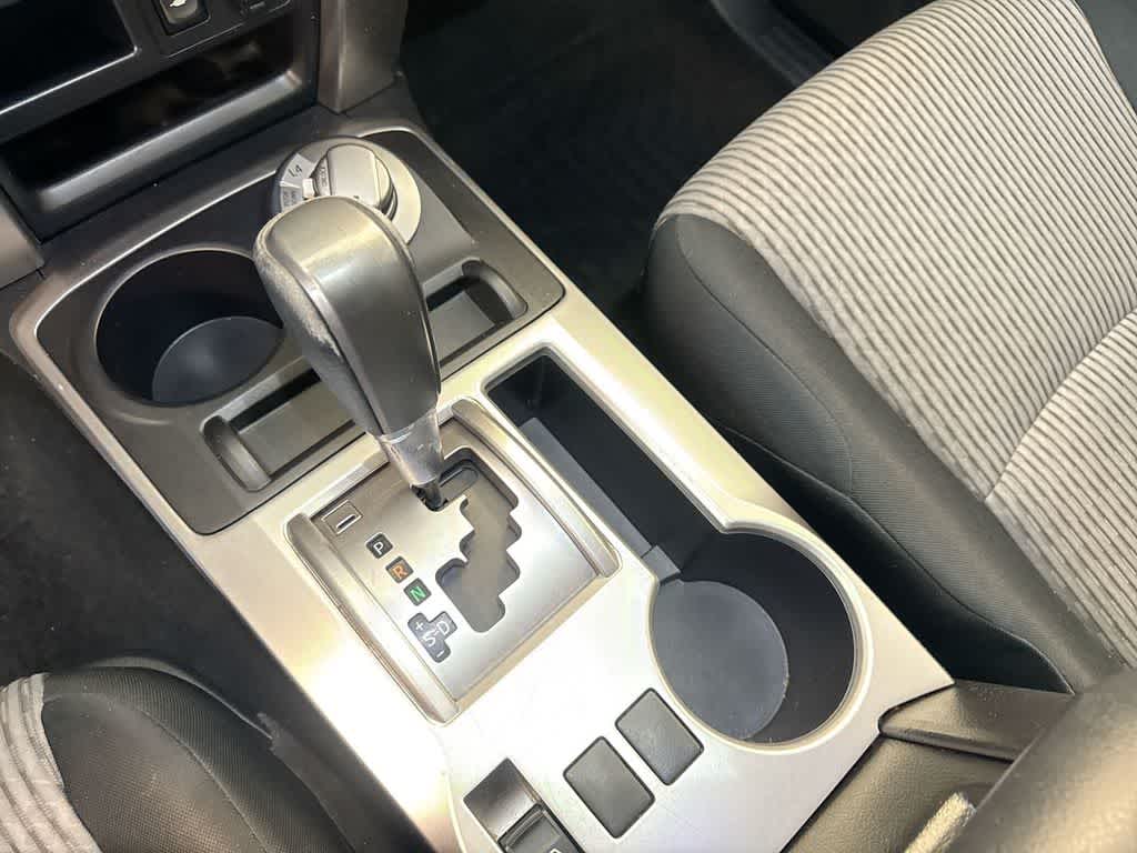 Thumbnail: 2015 Toyota 4Runner - 34