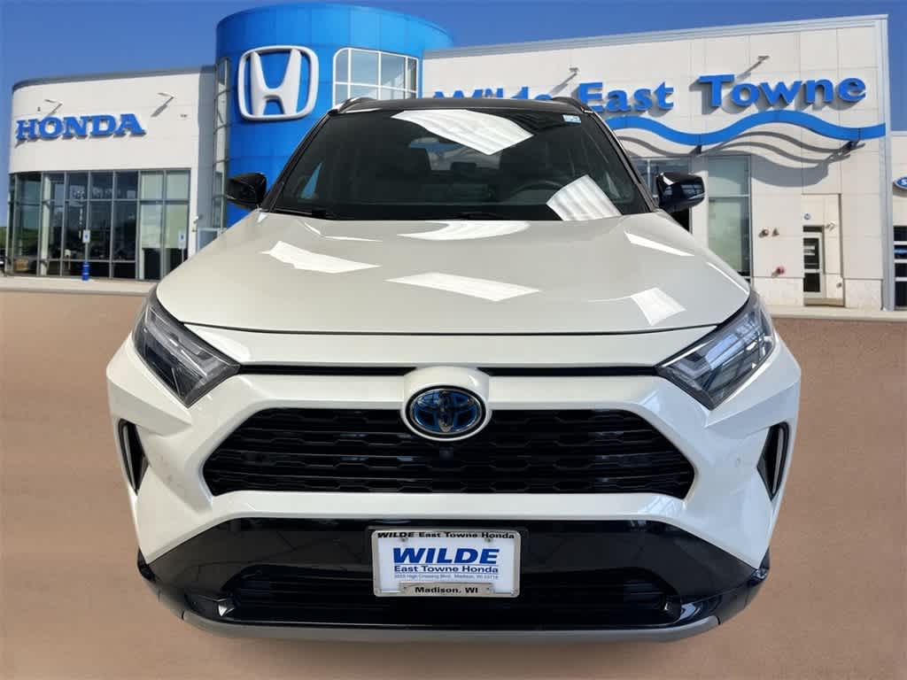 Thumbnail: 2022 Toyota RAV4 - 3