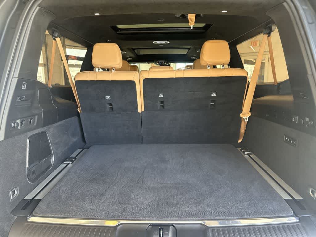 Thumbnail: 2023 Jeep Grand Wagoneer L - 40