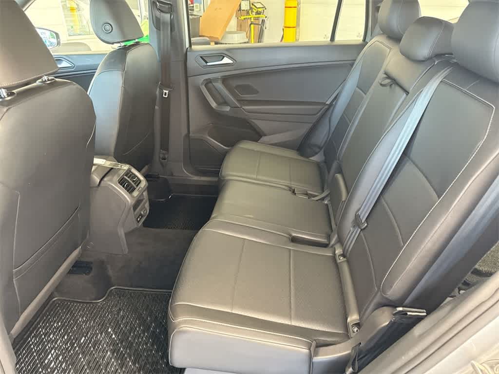 Thumbnail: 2019 Volkswagen Tiguan - 21