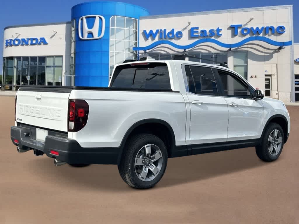 Thumbnail: 2025 Honda Ridgeline - 4