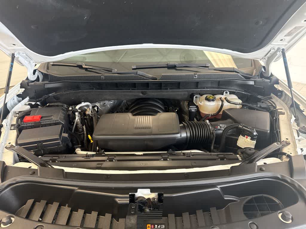 Thumbnail: 2023 Chevrolet Tahoe - 16