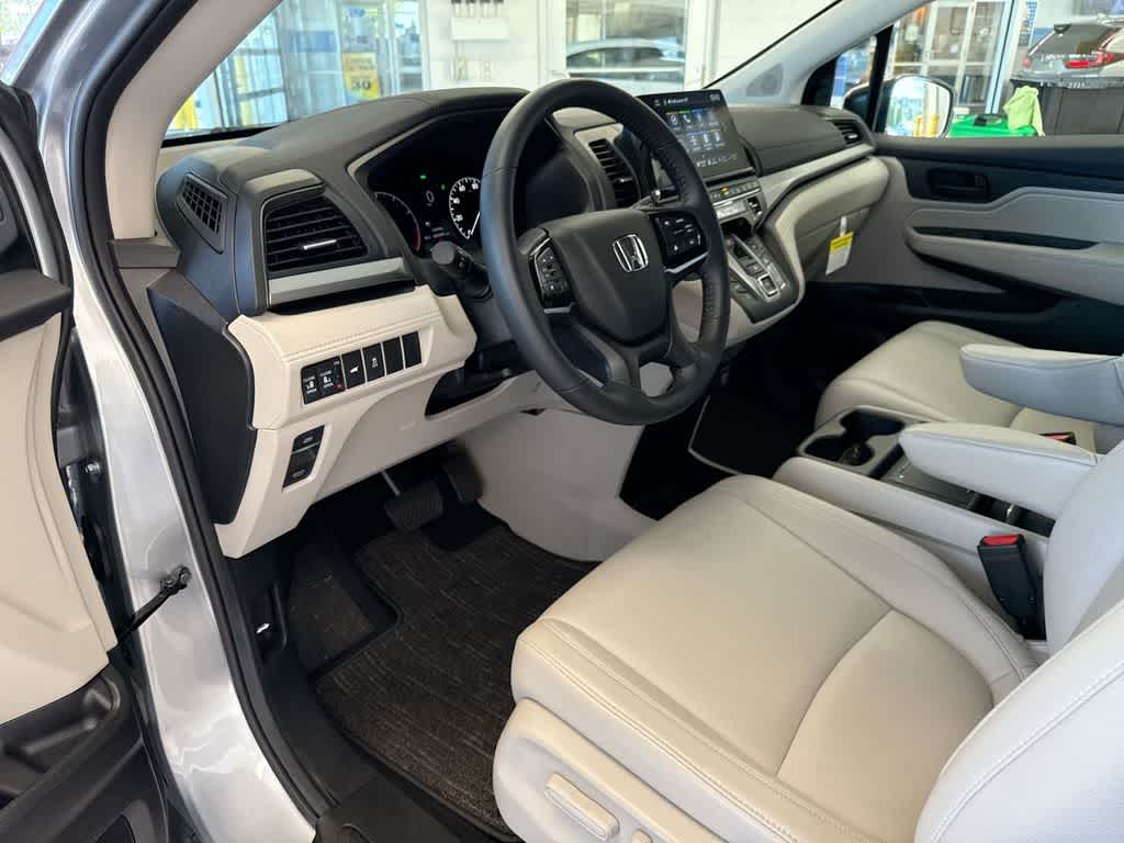 Thumbnail: 2025 Honda Odyssey - 10