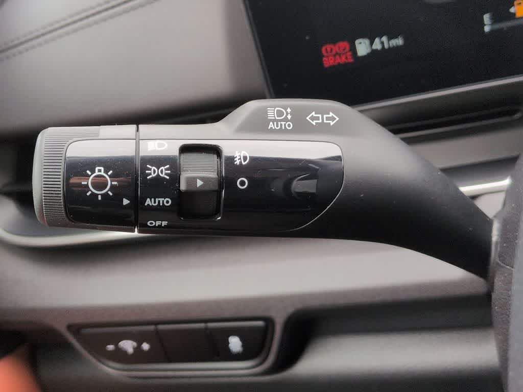 Thumbnail: 2025 Kia Carnival - 30