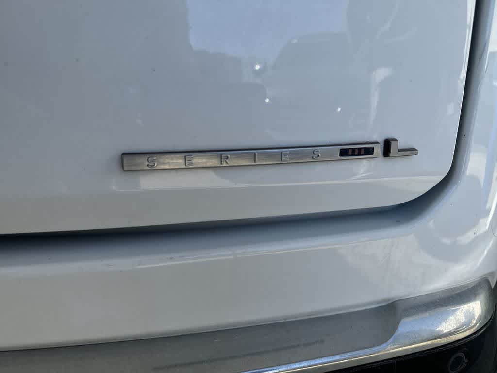 Thumbnail: 2023 Jeep Grand Wagoneer L - 15