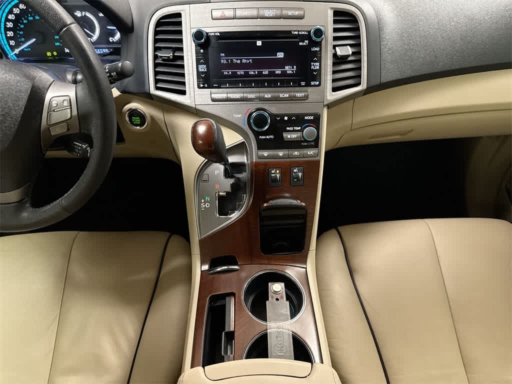 Thumbnail: 2012 Toyota Venza - 30