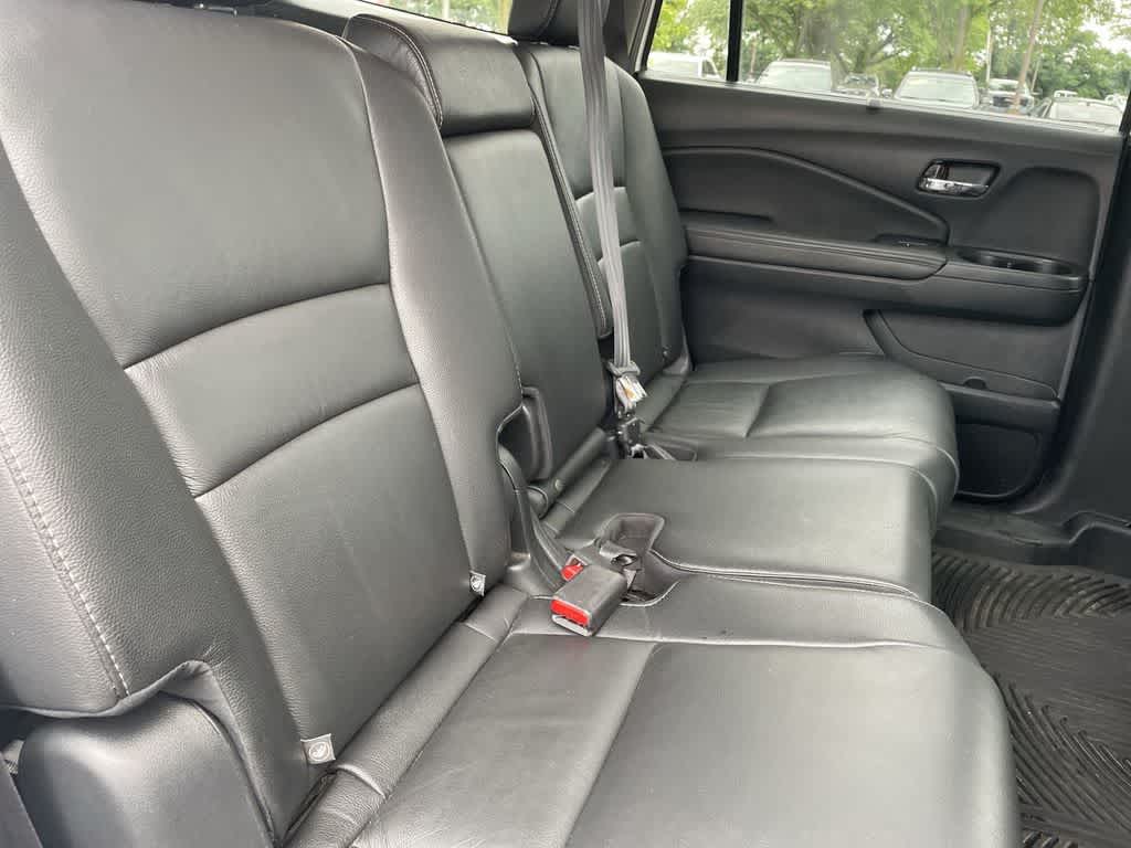 Thumbnail: 2022 Honda Pilot - 17