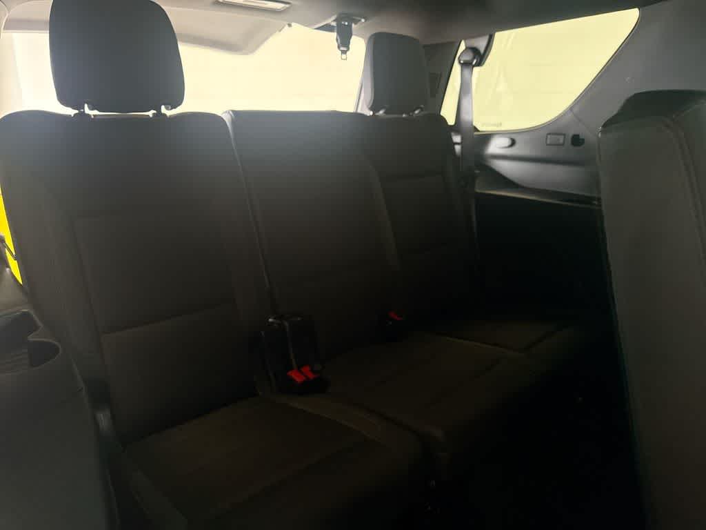 Thumbnail: 2023 Chevrolet Tahoe - 23