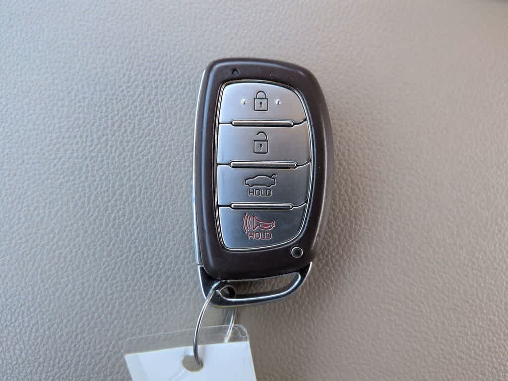 Thumbnail: 2018 Hyundai Elantra - 36
