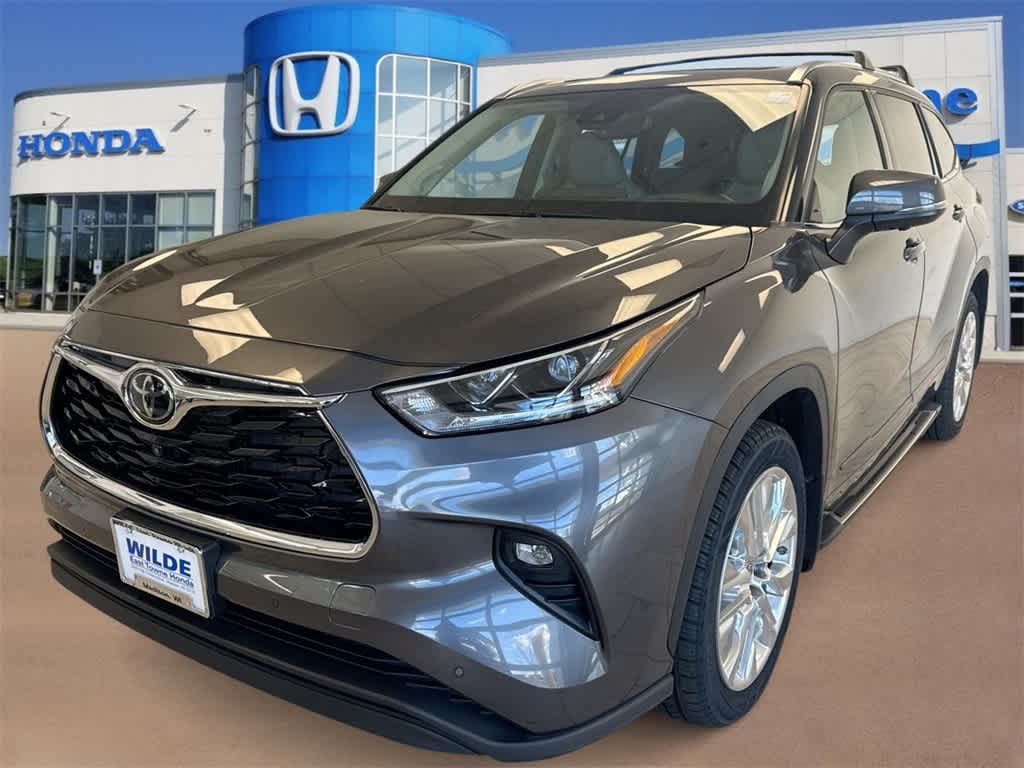 2023 Toyota Highlander Limited Platinum XLE XSE photo 4