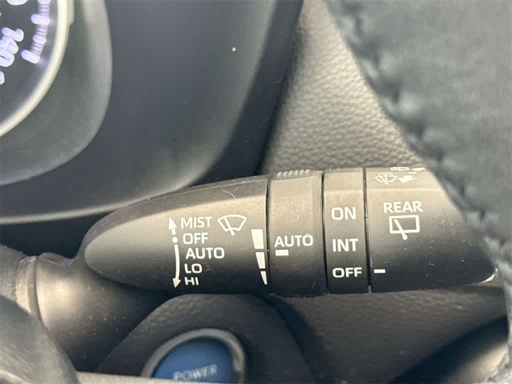 Thumbnail: 2020 Toyota RAV4 - 26