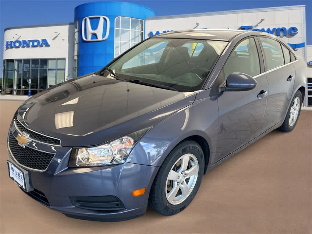Thumbnail: 2014 Chevrolet Cruze - 4