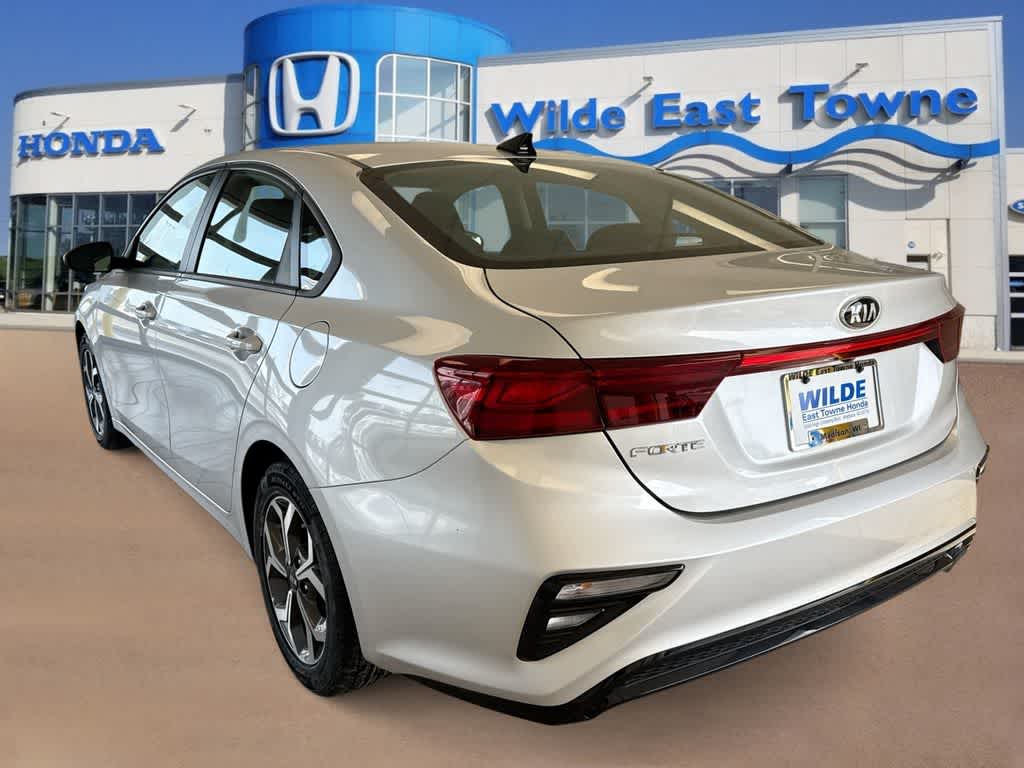 Thumbnail: 2020 Kia Forte - 6