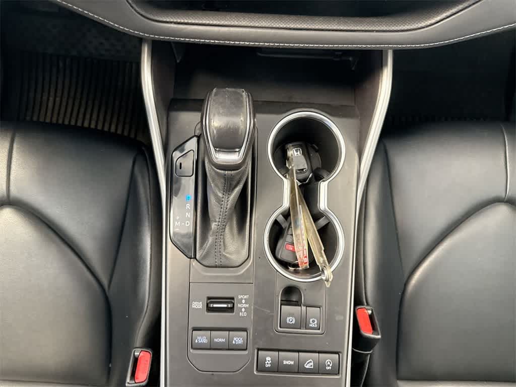 Thumbnail: 2022 Toyota Highlander - 34