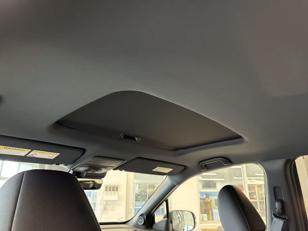 Thumbnail: 2023 Honda Passport - 22