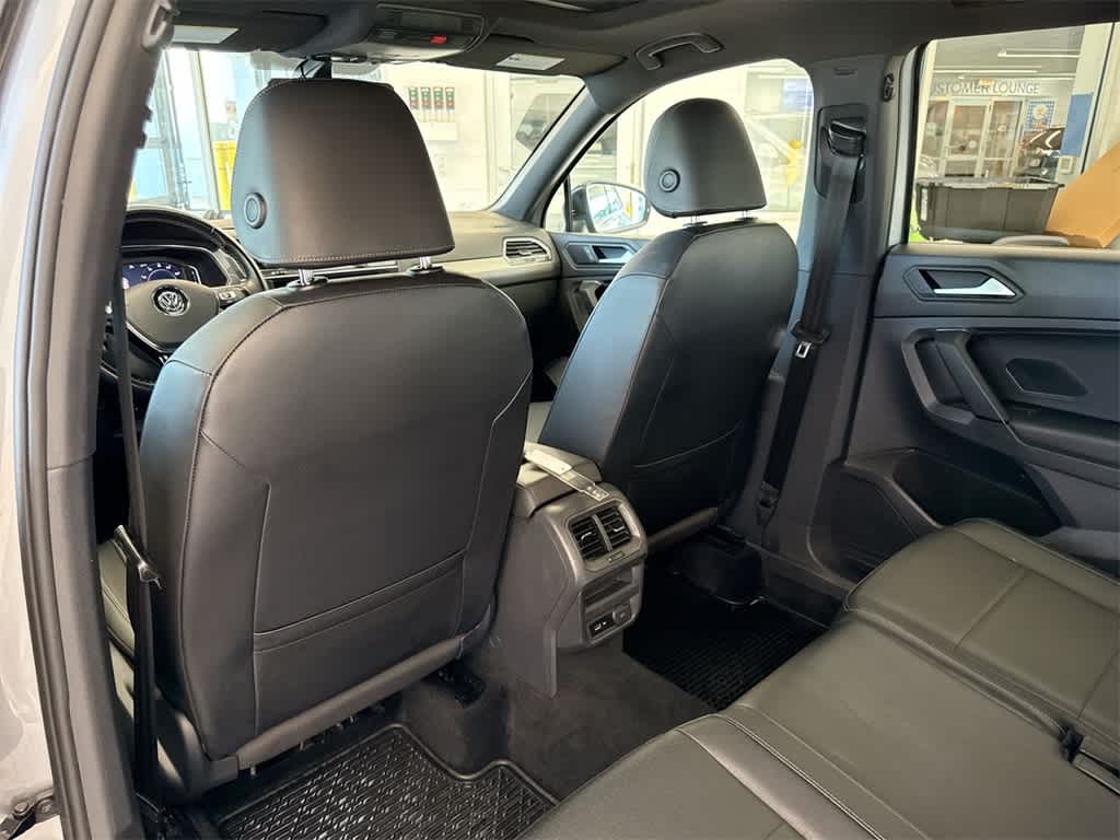 Thumbnail: 2019 Volkswagen Tiguan - 19