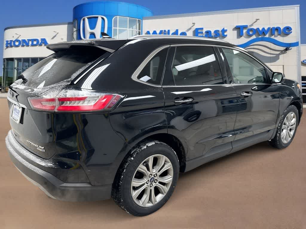 Thumbnail: 2019 Ford Edge - 8