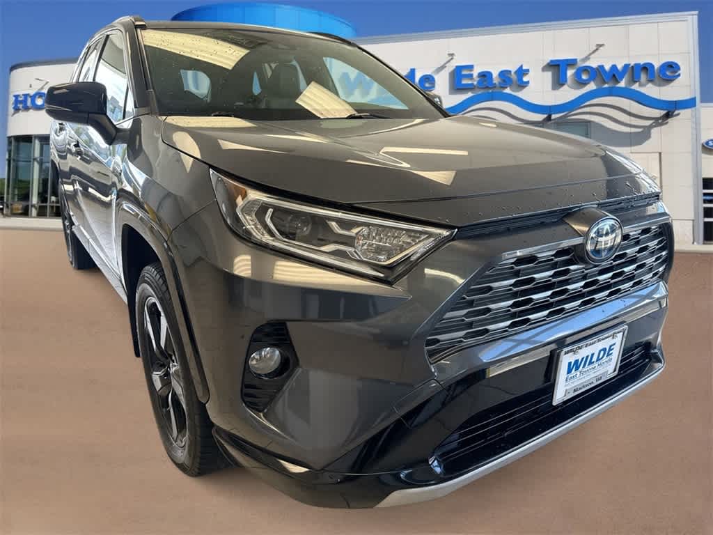 Thumbnail: 2020 Toyota RAV4 - 2