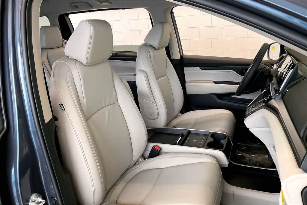Thumbnail: 2026 Honda Odyssey - 15