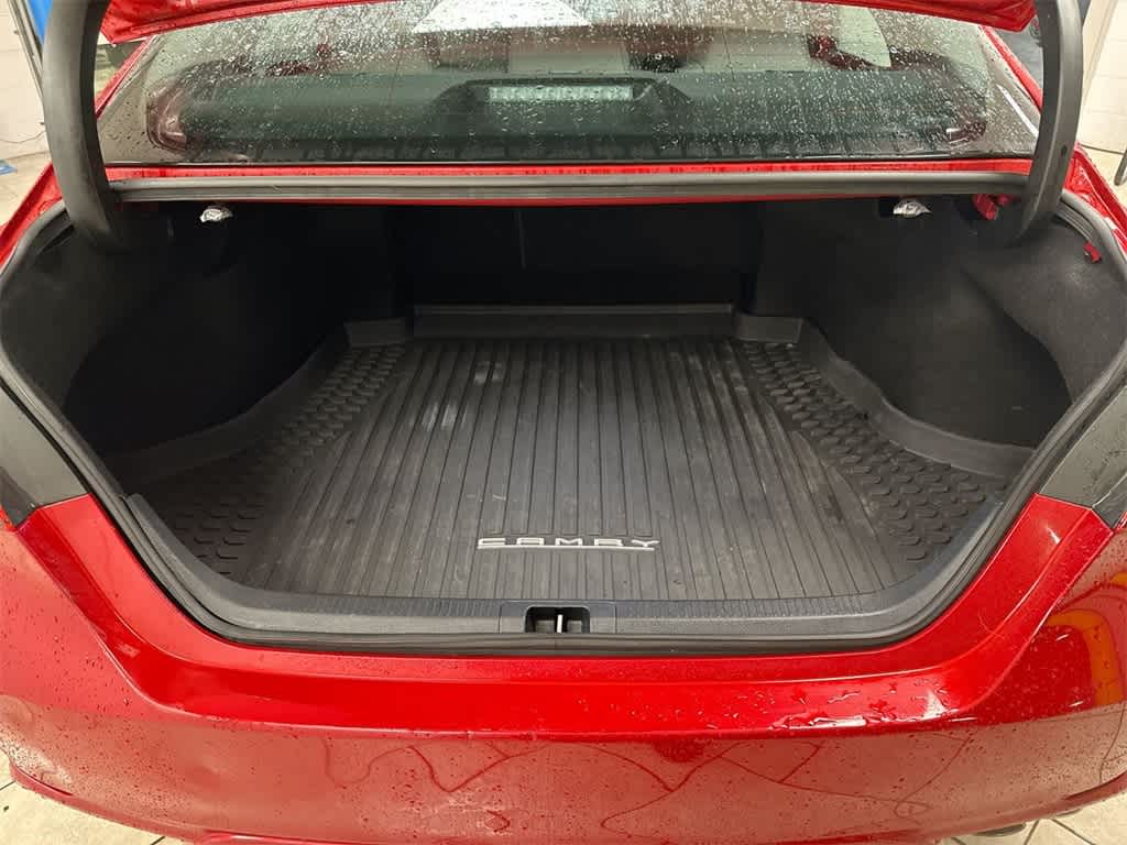 Thumbnail: 2022 Toyota Camry - 35