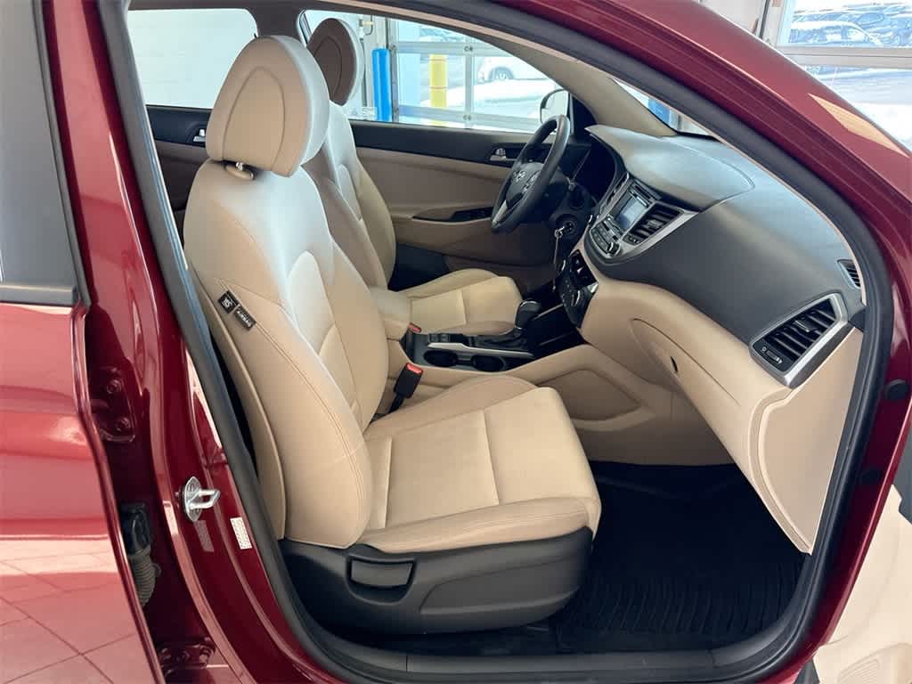 Thumbnail: 2017 Hyundai Tucson - 22