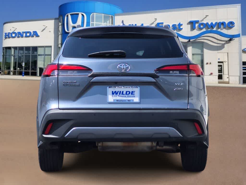 2023 Toyota Corolla Cross XLE - Photo 7