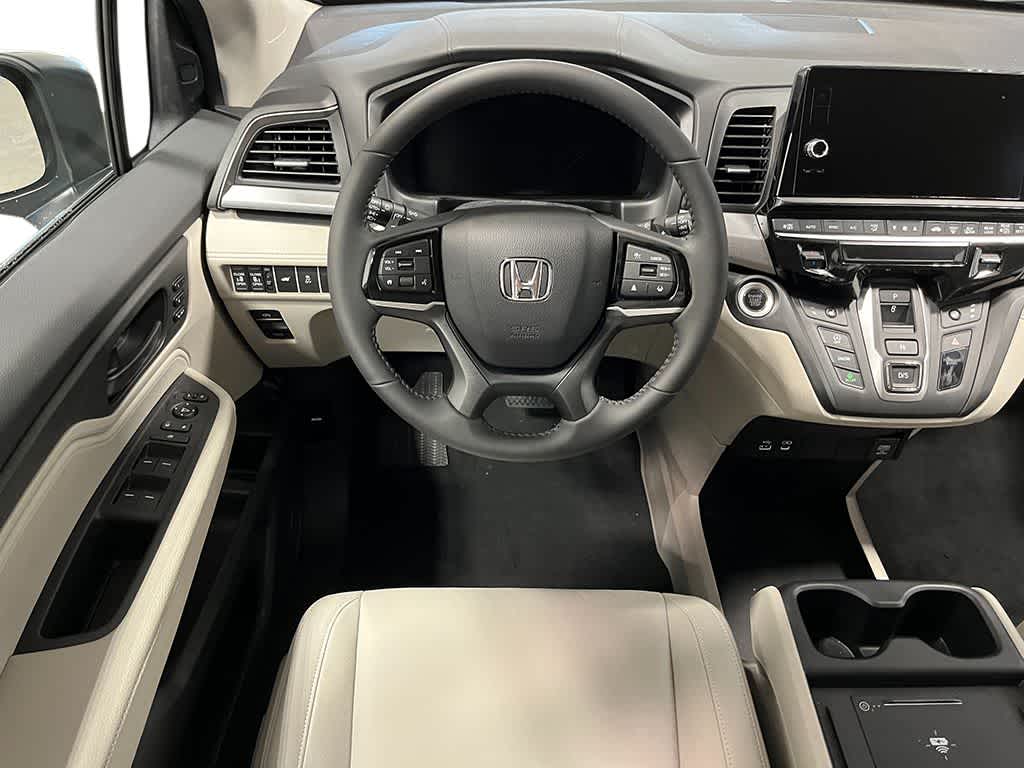 Thumbnail: 2026 Honda Odyssey - 16