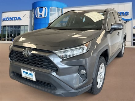 2019 Toyota RAV4 XLE SUV