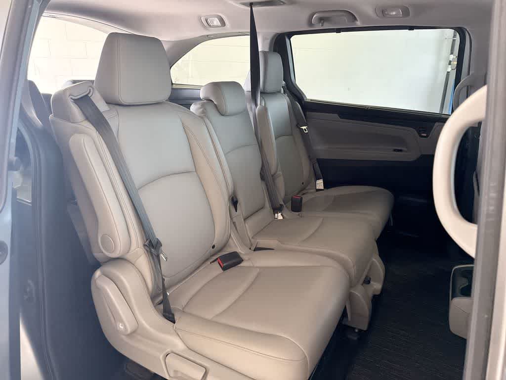 Thumbnail: 2023 Honda Odyssey - 24