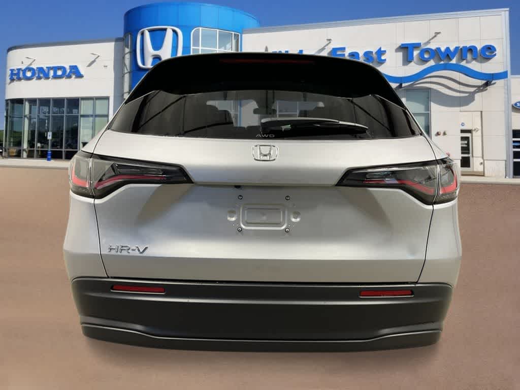 Thumbnail: 2027 Honda HR-V - 4