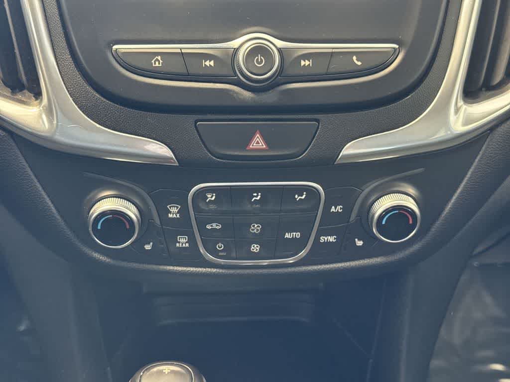 Thumbnail: 2019 Chevrolet Equinox - 30