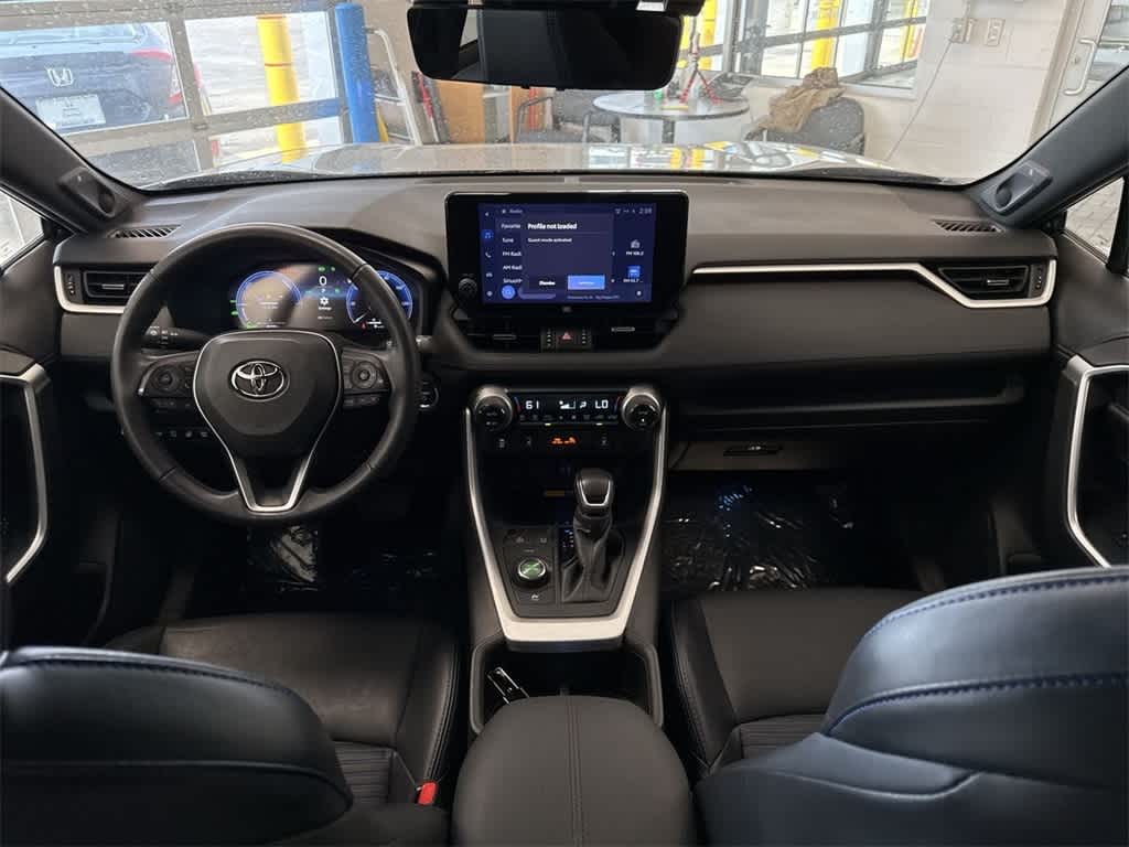 Thumbnail: 2023 Toyota RAV4 - 16