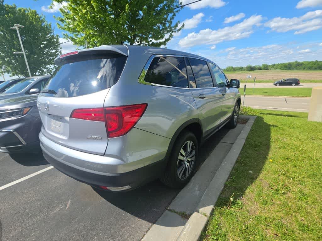 Thumbnail: 2016 Honda Pilot - 4