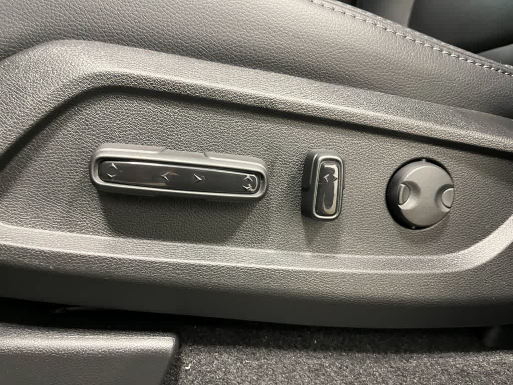 Thumbnail: 2026 Honda Pilot - 12