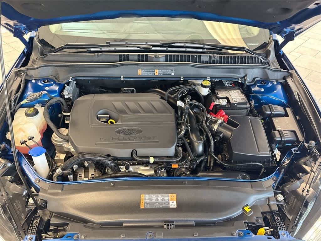 Thumbnail: 2018 Ford Fusion - 15
