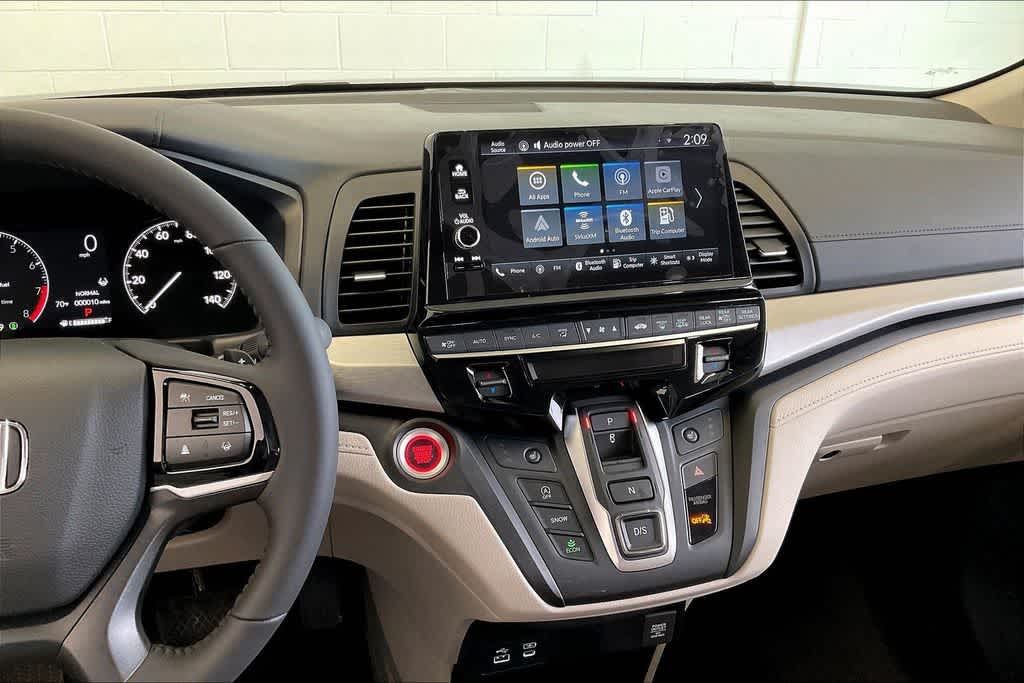 Thumbnail: 2026 Honda Odyssey - 17