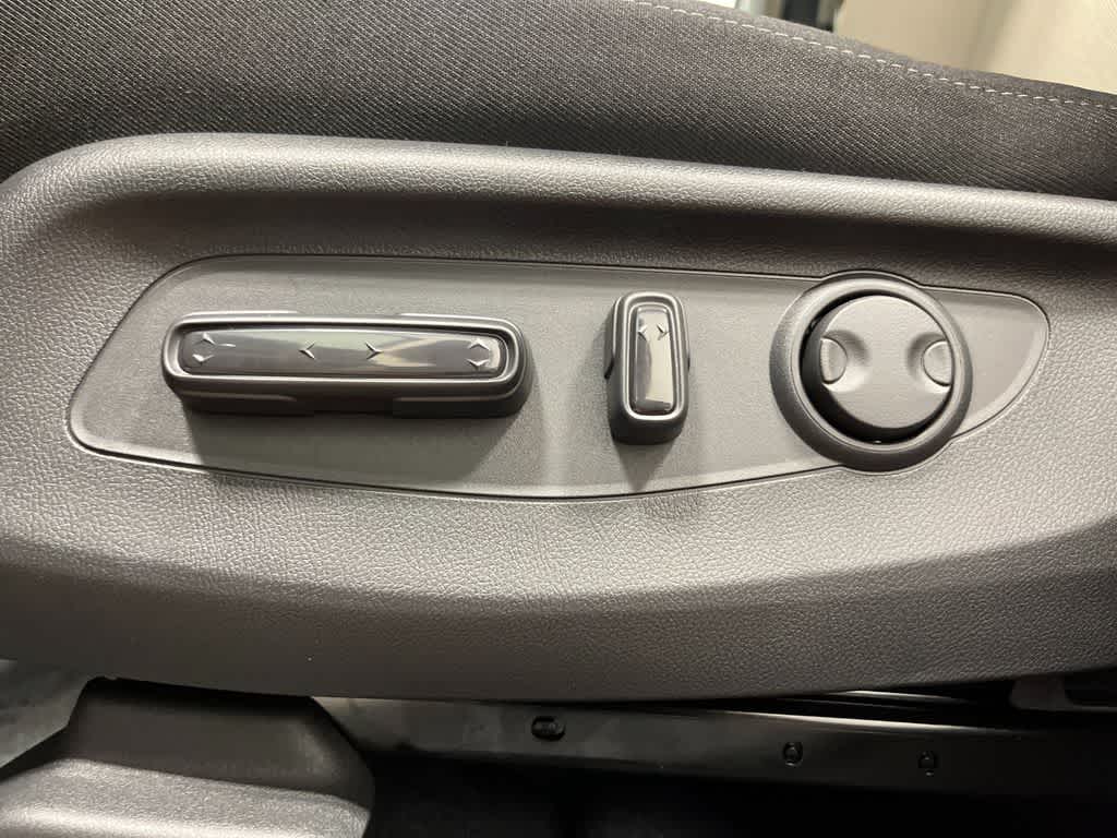 Thumbnail: 2026 Honda CR-V - 13