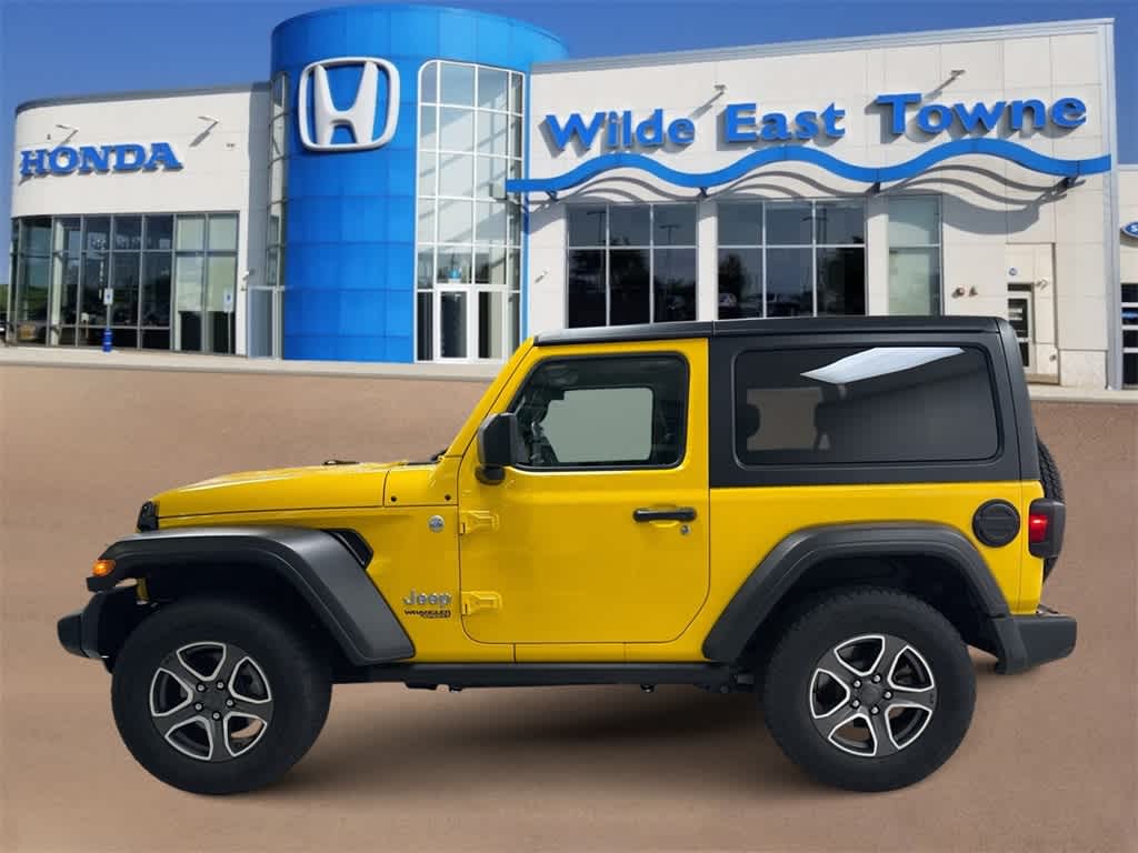 Thumbnail: 2020 Jeep Wrangler - 5