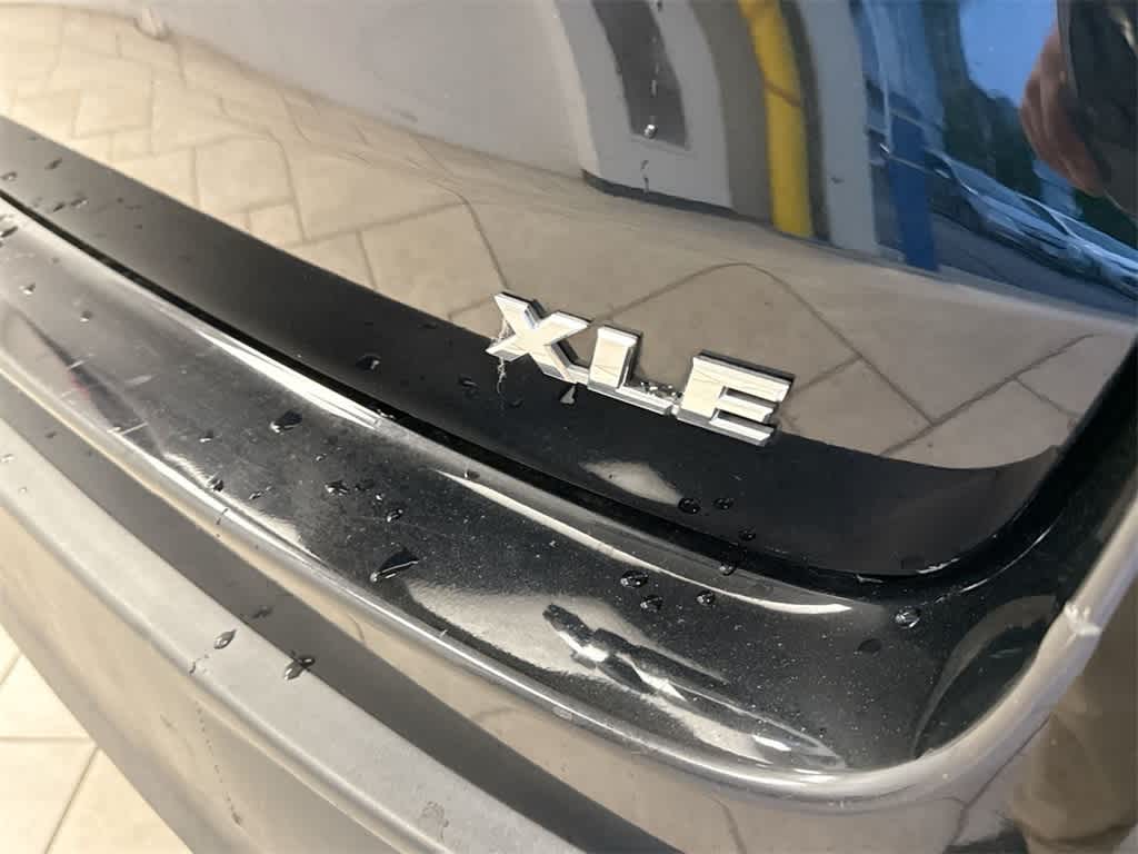 Thumbnail: 2019 Toyota Highlander - 11