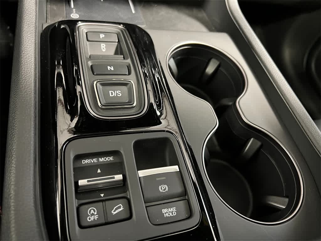 Thumbnail: 2025 Honda Pilot - 19