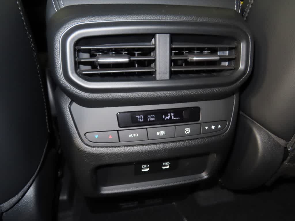 Thumbnail: 2026 Honda Pilot - 23