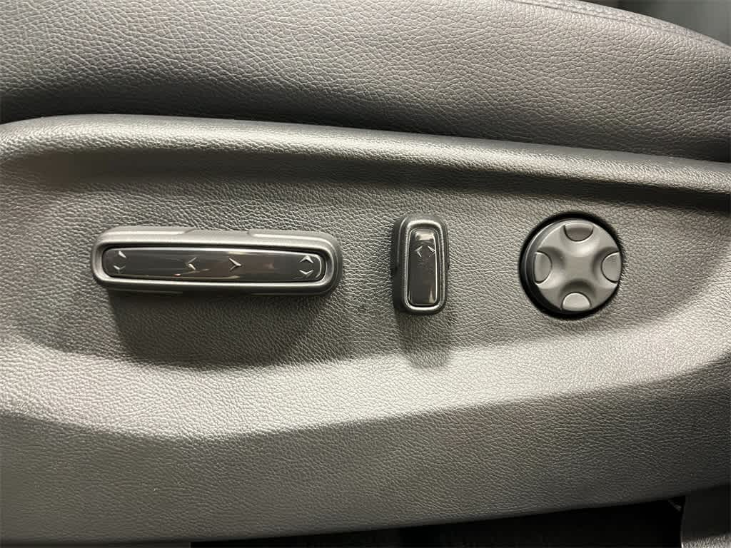 Thumbnail: 2026 Honda Odyssey - 13