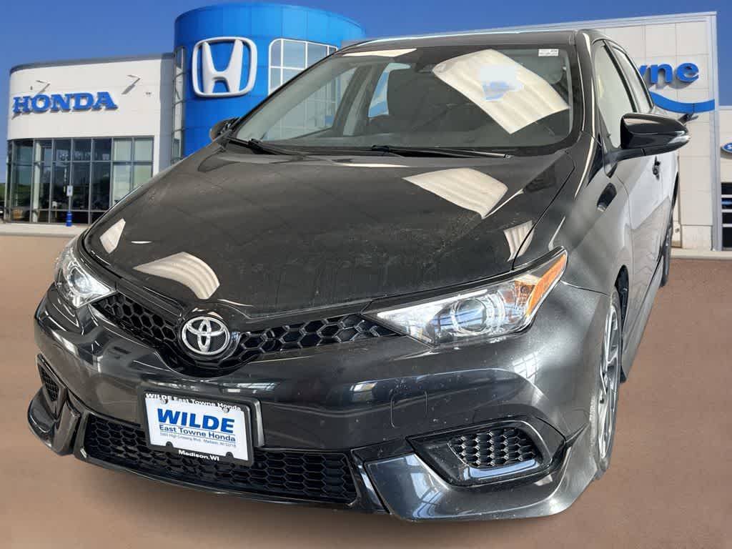 2017 Toyota Corolla iM Base -
                  Madison, WI