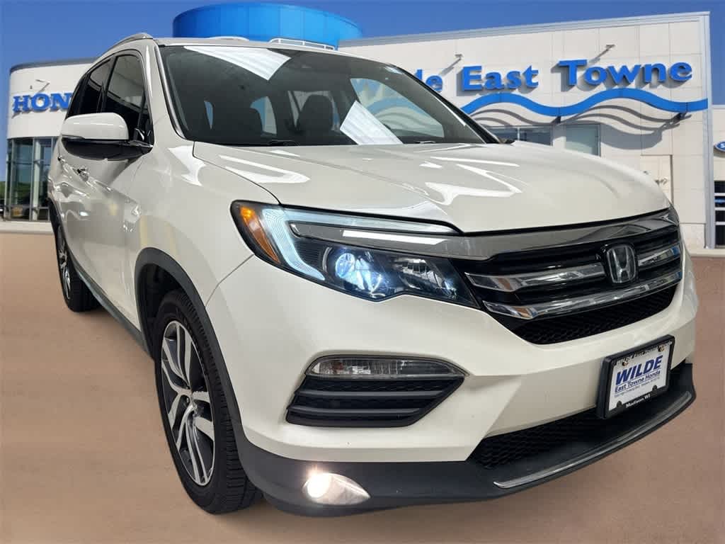 Thumbnail: 2017 Honda Pilot - 2