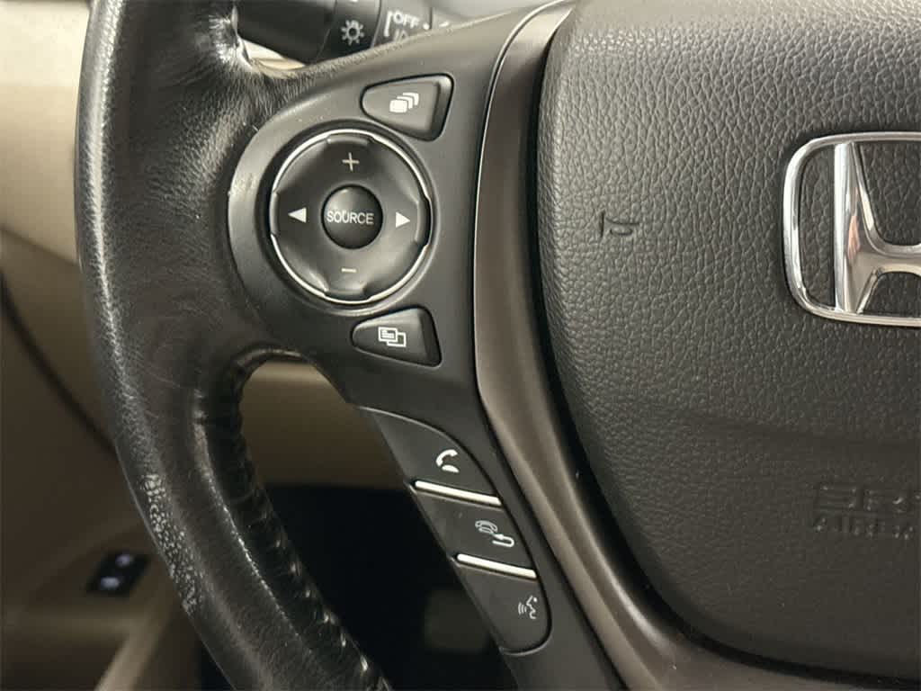 Thumbnail: 2016 Honda Pilot - 26