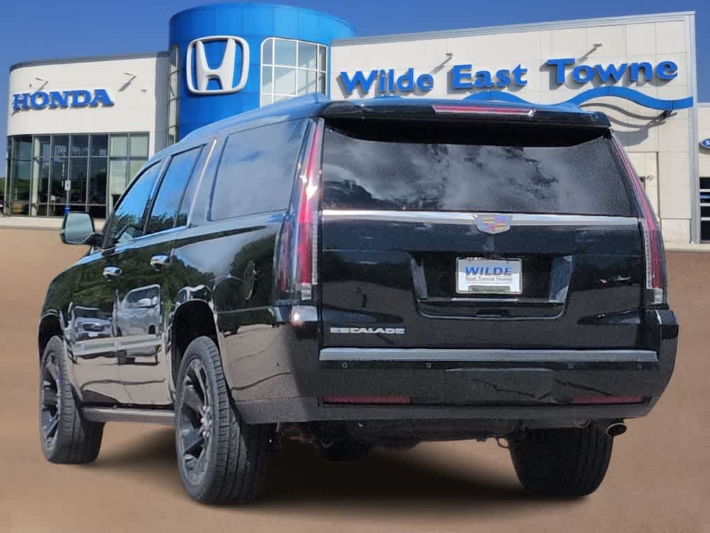 Thumbnail: 2020 Cadillac Escalade - 6